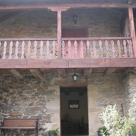 Casa De Alba